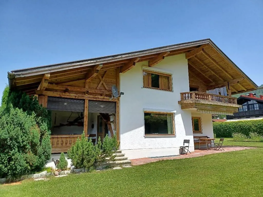 Alpen-Chalet Benzeck Reit im Winkl 0*,  Almanya